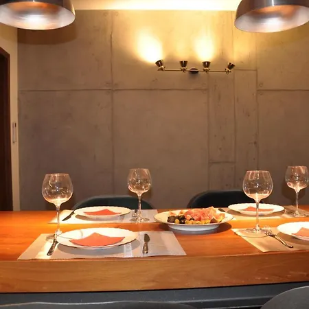 Apartament Lola *