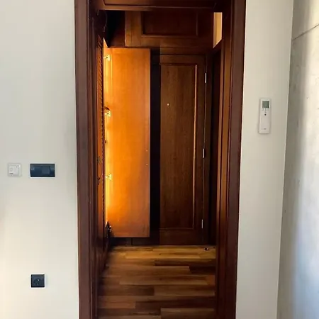 Apartament Lola *