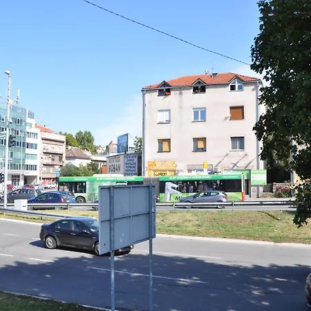 Lola Apartament *